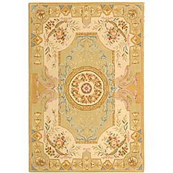 Handmade Aubusson Beige/ Ivory Wool and Silk Rug (6' x 9')