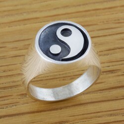 Sterling Silver Yin and Yang Ring (Mexico)