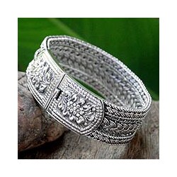 Sterling Silver 'Bridge of Flowers' Bracelet (Thailand)