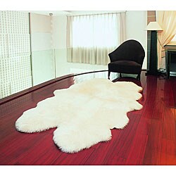 Long Quatro Sheepskin Rug (4' x 6')