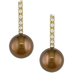 14k Gold 1/8ct TDW Diamond and Brown FW Pearl Earrings