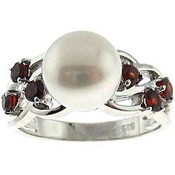 Sterling Silver Freshwater Pearl and Garnet Ring (8-9 mm) (Size 7)