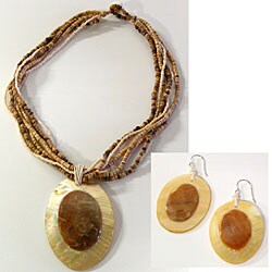 Shell and Wood 'Gold Lip' Oval 3-piece Jewelry Set (Philippines)