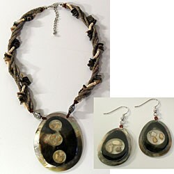 Black Lip Shell 3-piece Jewelry Set (Philippines)