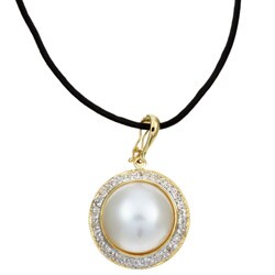 14k Gold Mabe Pearl and 1/5ct TDW Diamond Necklace (14 mm)