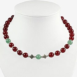 Handmade Indian Red Ruby Quartz and Agate Silver Necklace (Thailand)