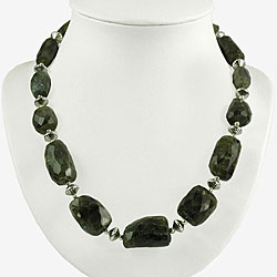 Handmade Silver Bead and Labradorite Necklace (Thailand)