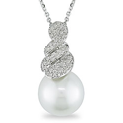 18k Gold South Sea Pearl and 3/8ct TDW Diamond Necklace (11-12 mm) (HIJ, I1-I2)