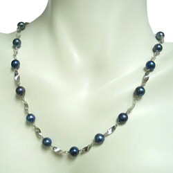 Sterling Silver Freshwater Black Pearl Necklace