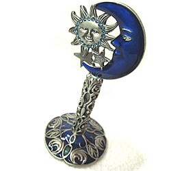 Sun and Moon Ring Stand