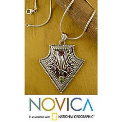 Sterling Silver Garnet/ Peridot/ Amethyst 'Cupid' Necklace (India)