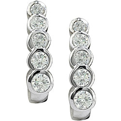 14k White Gold 1/2ct TDW Diamond J-hoop Earrings (G-H, SI2)