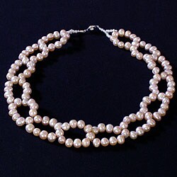 Handmade Pink Pearl Loop Necklace (Thailand)