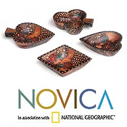Set of 4 Wood Batik 'Poker Run' Bowls (Indonesia)