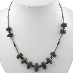 Handmade Silver Serpentine and Red Agate Necklace (Thailand)