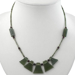 Handmade Silver Serpentine and Red Agate Necklace (Thailand)