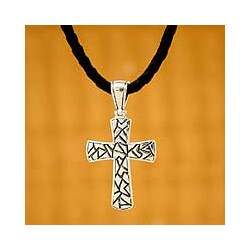 'Puzzle' Men's Sterling Silver Cross Necklace (INDONESIA)