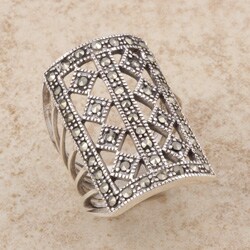Sterling Silver Marcasite Cutout Rectangle Ring (Thailand)