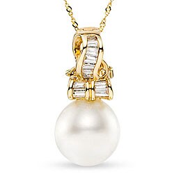 14k Gold South Sea Pearl and 1/4ct TDW Diamond Necklace (9-10 mm)