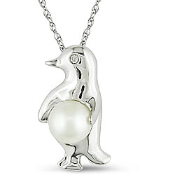 10k Gold Pearl and Diamond Penguin Necklace (6-6.5 mm)