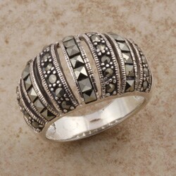 Sterling Silver Marcasite Stripes Domed Ring (Thailand)