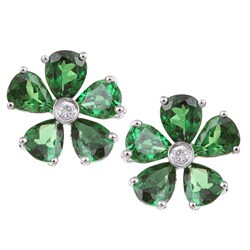 18k Gold Green Garnet and 1/10ct TDW Diamond Earrings (G-H, SI1-SI2)