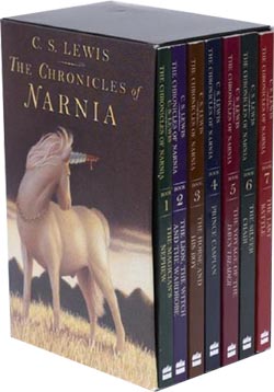 The Chronicles of Narnia Boxed Set (paperback)