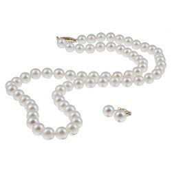 DaVonna 14k Gold Cultured Akoya Pearl 18-inch Necklace and Earring Set (5.5-6.0mm)