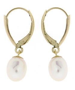 14k Gold Cultured White Freshwater Pearl Earrings (6-7 mm)