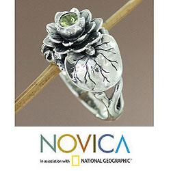 Sterling Silver 'Lotus Purity' Peridot Ring (Indonesia)