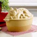 Country Cottage 2.9-quart Oval Kitty Casserole Dish