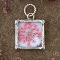 'Queen Anne Lace' Flower Pendant (United States)