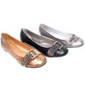 Bamboo by Journee Accented Buckle Metallic Flats