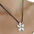 'Perfect Posy' Pearl Necklace (Indonesia)