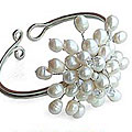 'Floral Star' Pearl and Crystal Bracelet (Thailand)