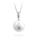 14k Gold Freshwater Pearl and Diamond Necklace