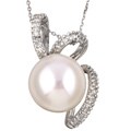 14k Gold Pearl and 1/10ct TDW Diamond Necklace