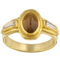 18k Gold Cats Eye and 1/5ct TDW Diamond Ring