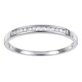10k White Gold 1/8ct TDW Diamond Wedding Band (J/K, I2/I3)