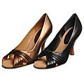 Aerosoles Women's 'Trap Hands' Pumps