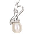 18k Gold White South Sea Pearl and 1/10ct TDW Diamond Necklace (11 mm)