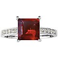 14k White Gold Garnet and 1/10ct TDW Diamond Ring ( H/I, I1/I2 )
