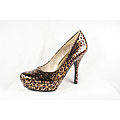 Beston 'Soya' Women's Leopard Print Platform Pumps