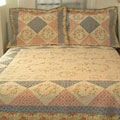 Kathleen Field Collection 'Julie' Quilt Set
