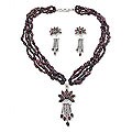 Sterling Silver 'Daisy Passion' Garnet Jewelry Set (India)