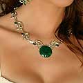 Sterling Silver 'Ivy Moon' Green Agate Necklace (Indonesia)