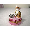 Limoges Mother Cat and Kitten Keepsake Box