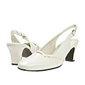 Hush Puppies Tina Bone(Size 8 N (AA))