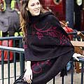 Alpaca Wool 'Cherry Blossom' Reversible Shawl (Peru)