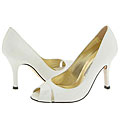 Charles David Taunt White Leather